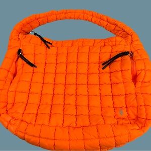 NWOT!FREE PEOPLE MOVEMENT QUILTED  CARRYALL BAG IN ELECTRIC ORANGE, ZIPPERED TOP